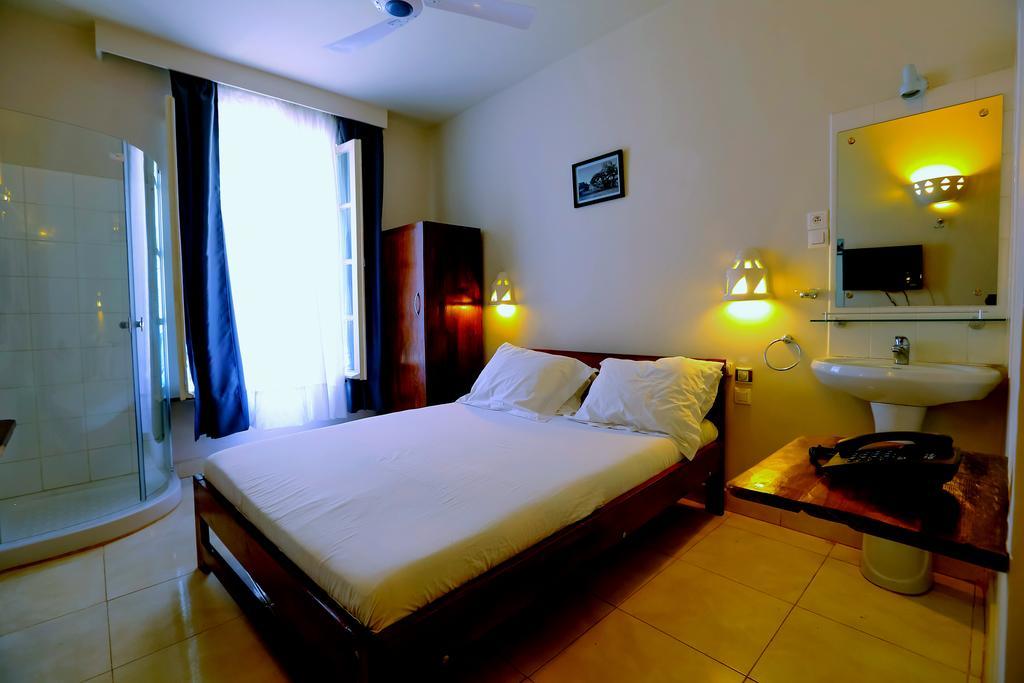 Hôtel Le Lotus Bleu à Tananarive Extérieur photo